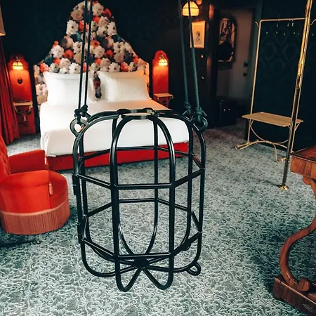 Pensao Madam's Guest house