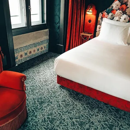 Pensao Madam's 4* Lisbon