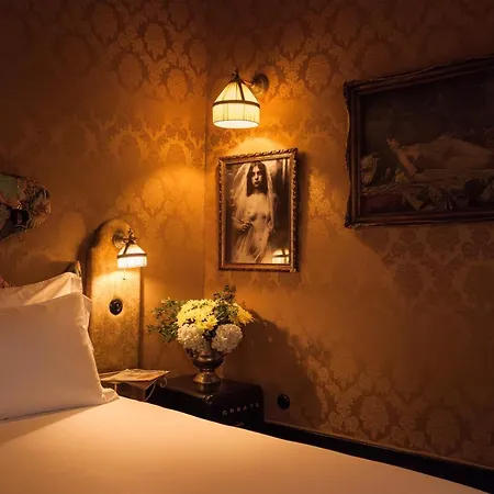 Pensao Madam's 4* Lisbon