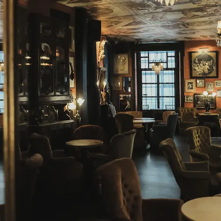 Pensao Madam's 4* Lisbon