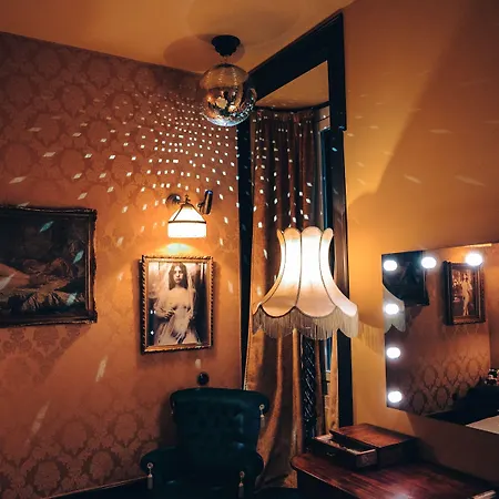 Pensao Madam's Lisbon