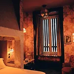 Pensao Madam's Lisbon